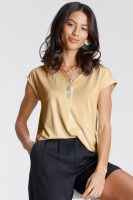 Laura Scott T-shirt