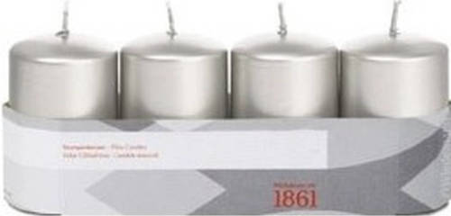 Trend Candles 4x Kaarsen zilver 5 x 8 cm 18 branduren sfeerkaarsen - Stompkaarsen