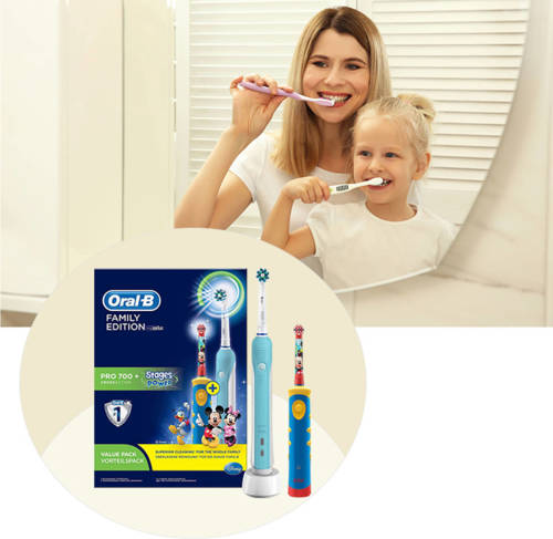 Oral-B Pro 700 + Stages Power Elektrische Tandenborstels - Family Edition