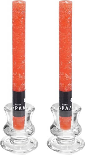 Candles by Spaas Kaarsen set - 2x kandelaars - glas - 12x dinerkaarsen - oranje - Dinerkaarsen