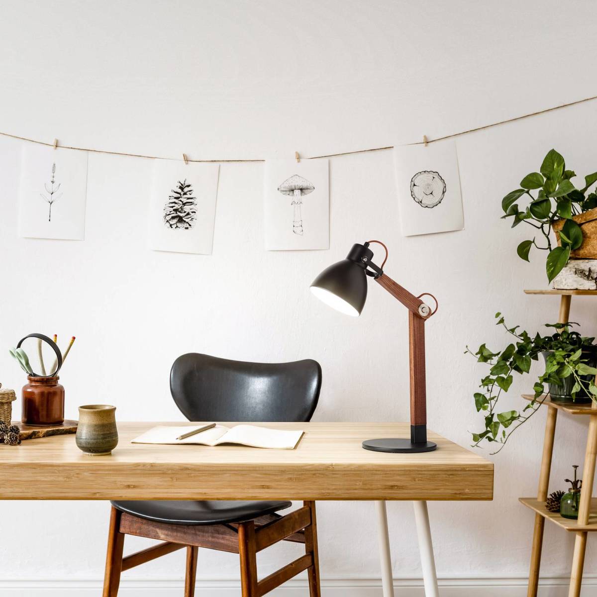Fabas Luce Tafellamp Sveva van hout, zwart/walnoot