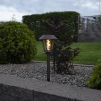 STAR TRADING LED solar-sokkellamp Fergus in lantaarnvorm