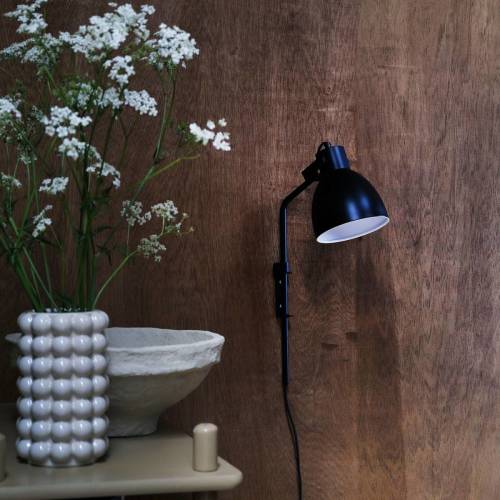 Dyberg Larsen Coast wandlamp met stekker zwart