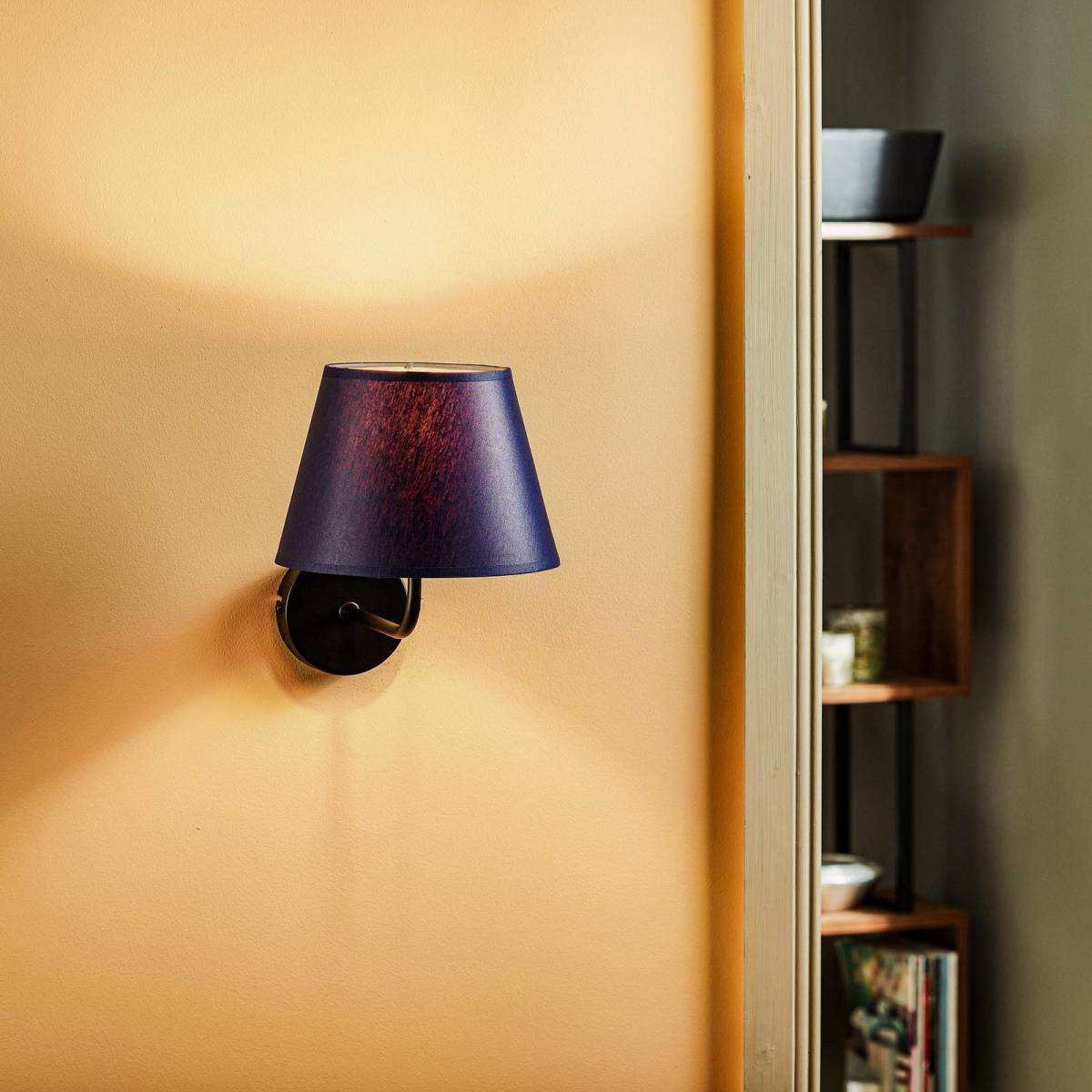 Luminex Wandlamp Soho, conisch, blauw/goud