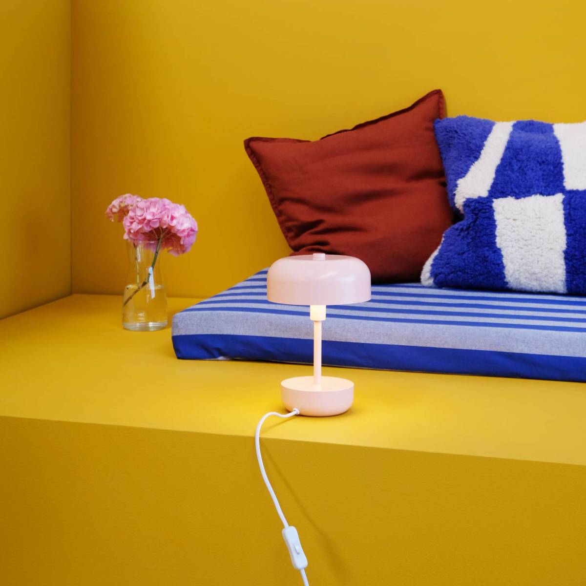 Dyberg Larsen Haipot tafellamp, IP20, roze