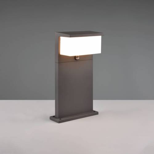 Trio Lighting Nestos LED sokkellamp met bewegingsmelder, IP54