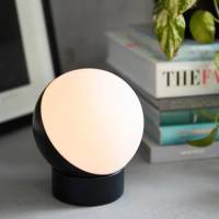 BEACON LIGHTING Tafellamp Mikoh met glazen kap, zwart