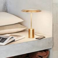 BEACON LIGHTING LED tafellamp Smith van metaal USB-poort brons