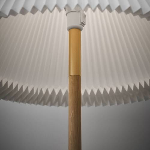 LE KLINT LK80 vloerlamp met papieren kap, licht eiken