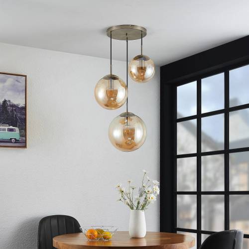 Lindby Teeja hanglamp, 3 glasbollen, amber