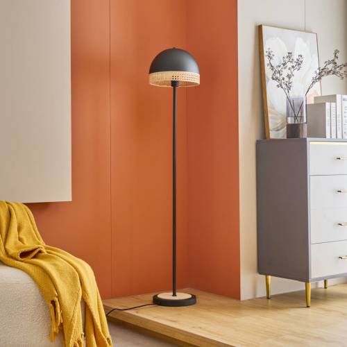 Lindby Lonnaris vloerlamp met rotan, zwart