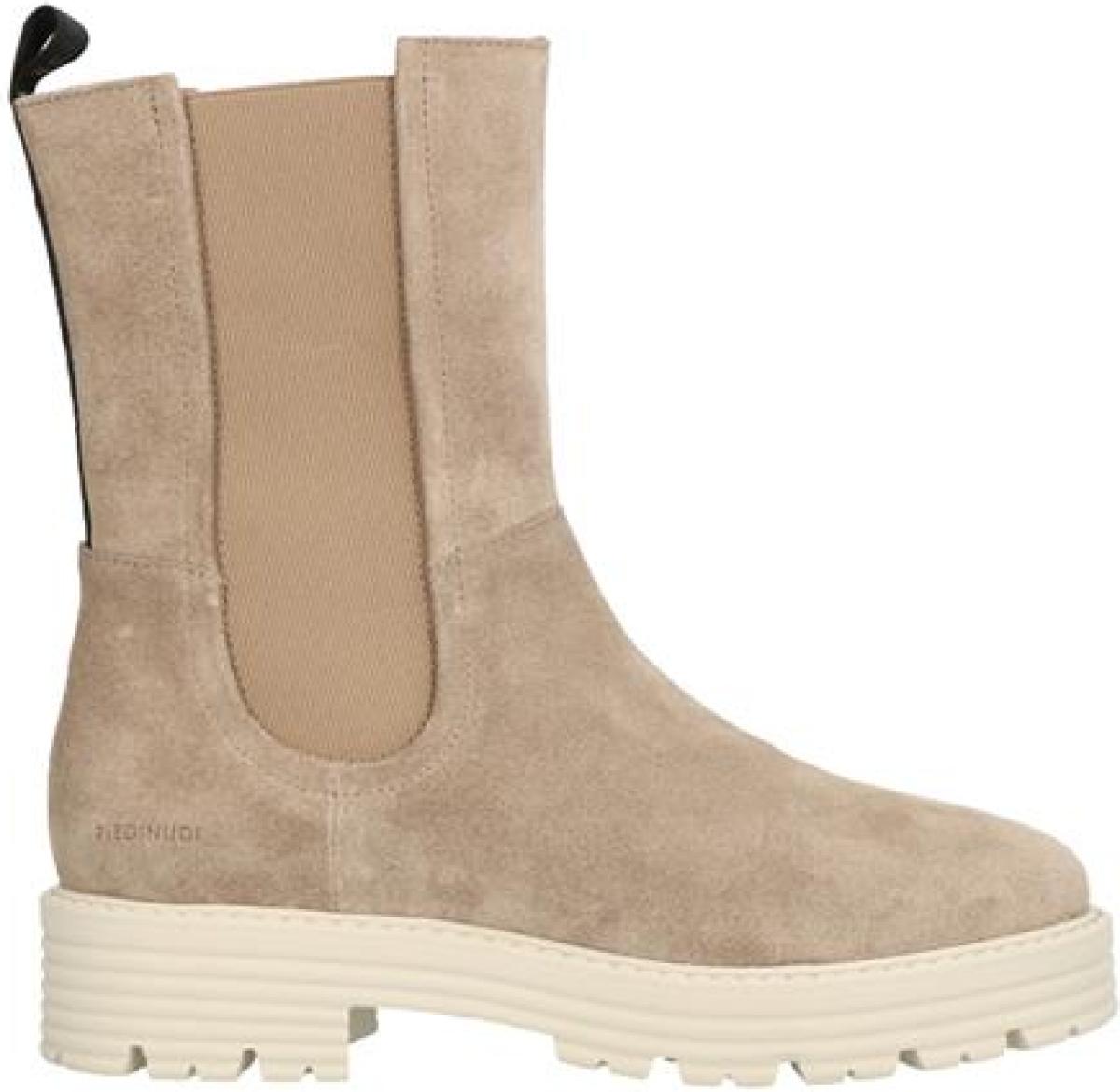 Piedi nudi 2552-07.03