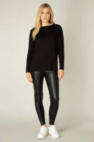 Base Level by Yest basic longsleeve Yessi zwart